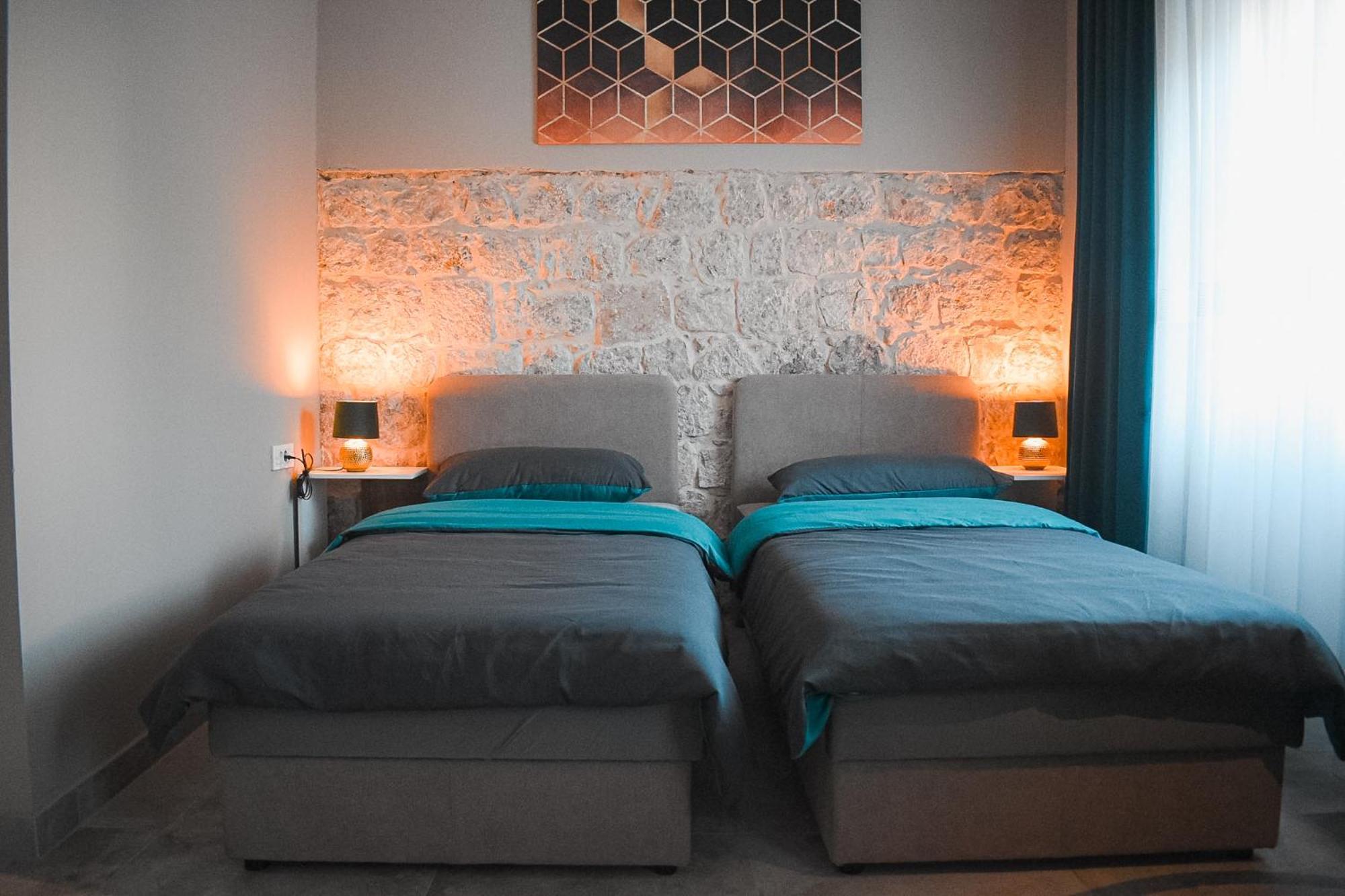 Apartments Jelovic Sinj Ngoại thất bức ảnh