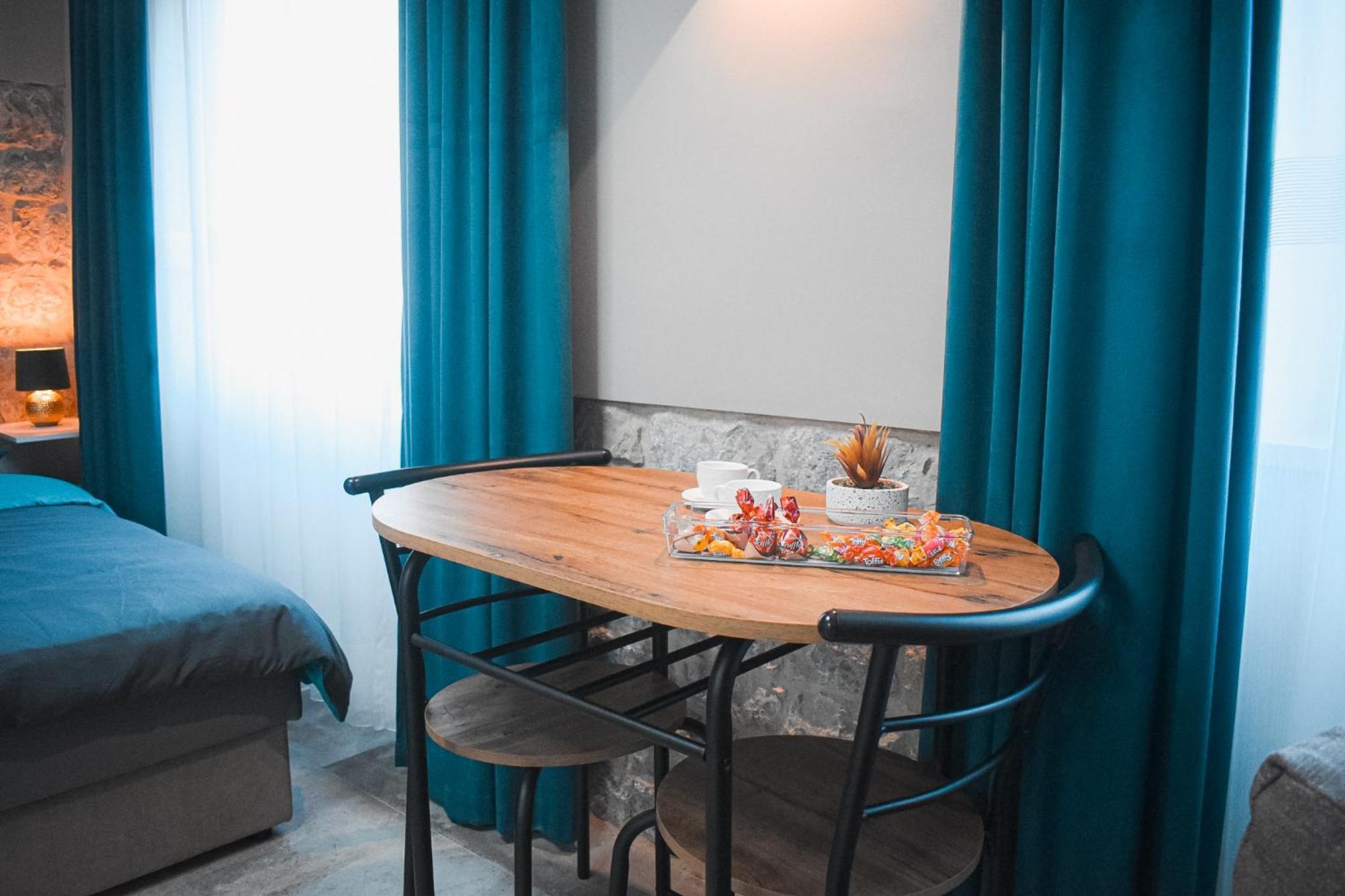 Apartments Jelovic Sinj Ngoại thất bức ảnh